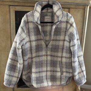 Abercrombie & Fitch Cream and Gray Sherpa Jacket